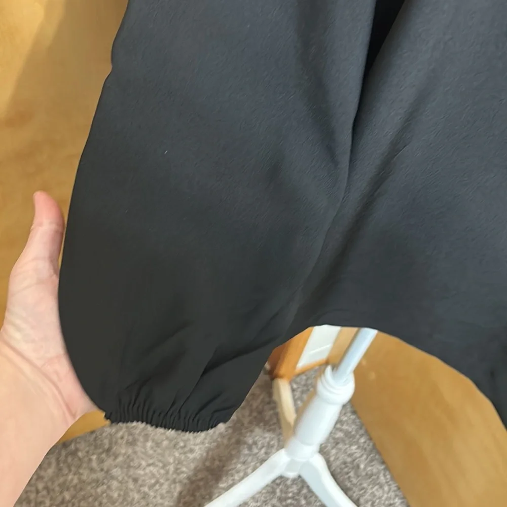 NWT J. Crew Black Puff Sleeve Satin-Back Crepe Top XLT